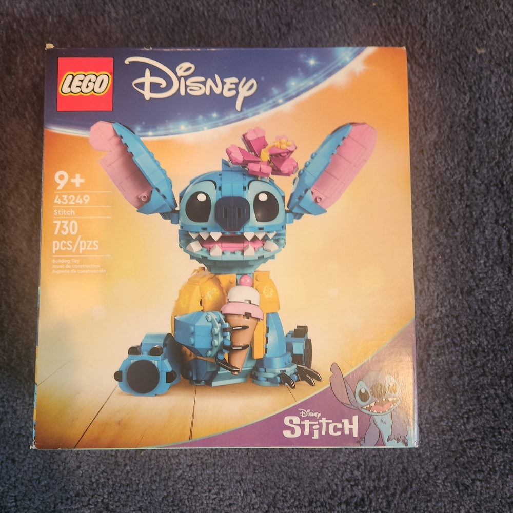 LEGO Disney Stitch Building Set - Blue and Pink